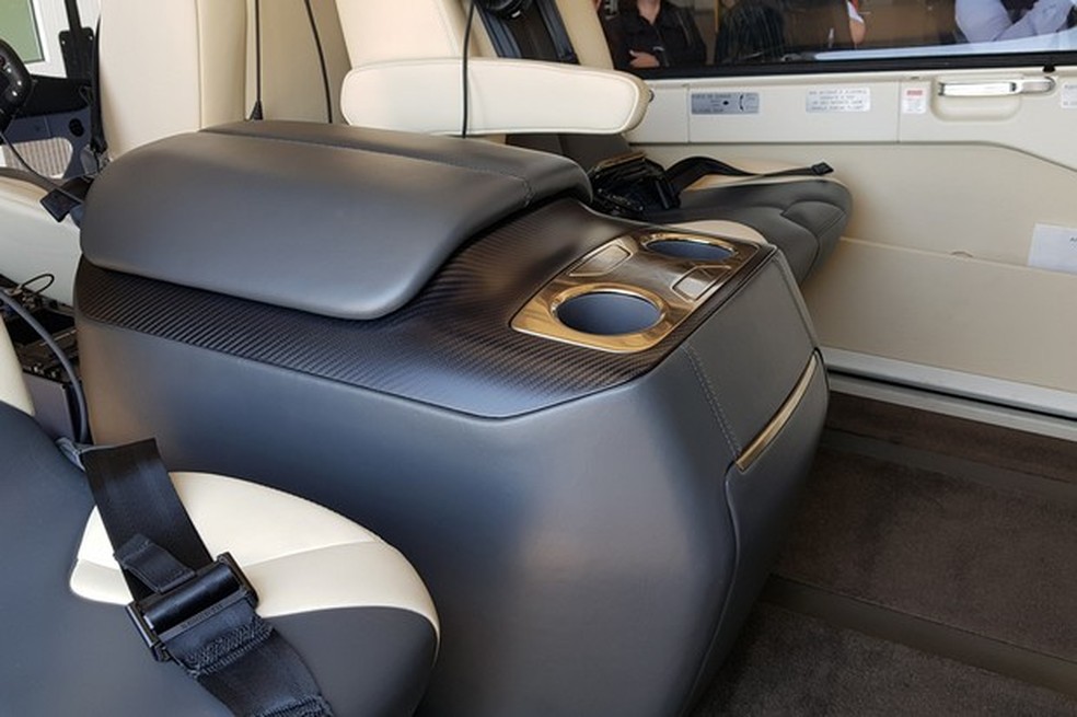 Galleys não refrigeram, mas são os coolers de melhor acabamento que já vi (Foto: Julio Cabral/Auto News Brasil) — Foto: Auto Esporte