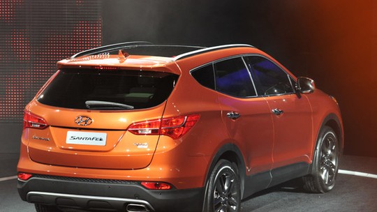 Hyundai faz recall de 9 mil unidades de Santa Fe e Grand Santa Fe no Brasil