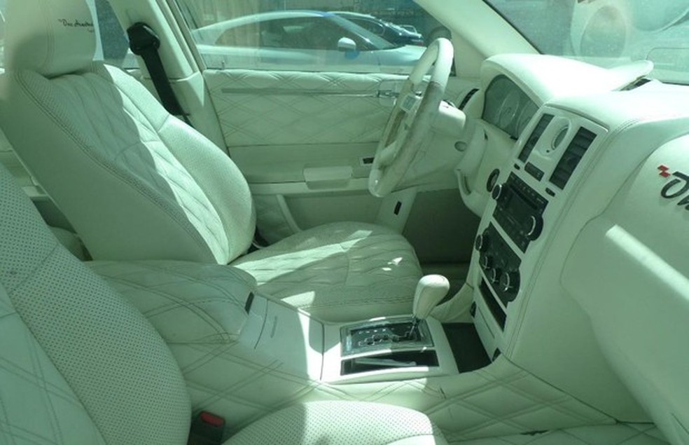 Chrysler 300C (Foto: Reprodução) — Foto: Auto Esporte