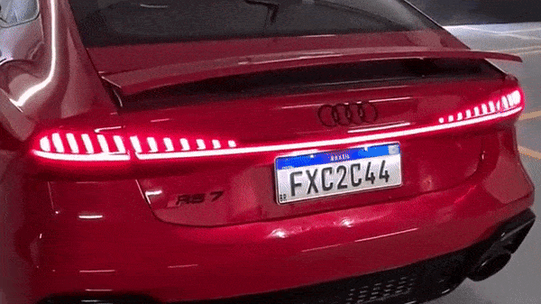 Lanternas também piscam quando o carro é aberto ou fechado — Foto: Rodrigo Ribeiro/Auto News Brasil