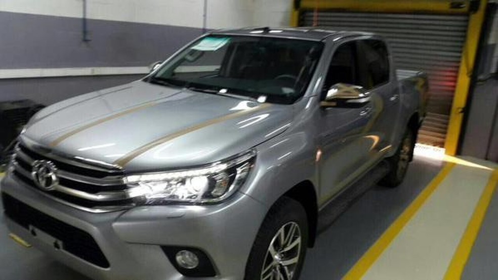 Nova Toyota Hilux vaza na internet (Foto: Reprodução) — Foto: Auto Esporte