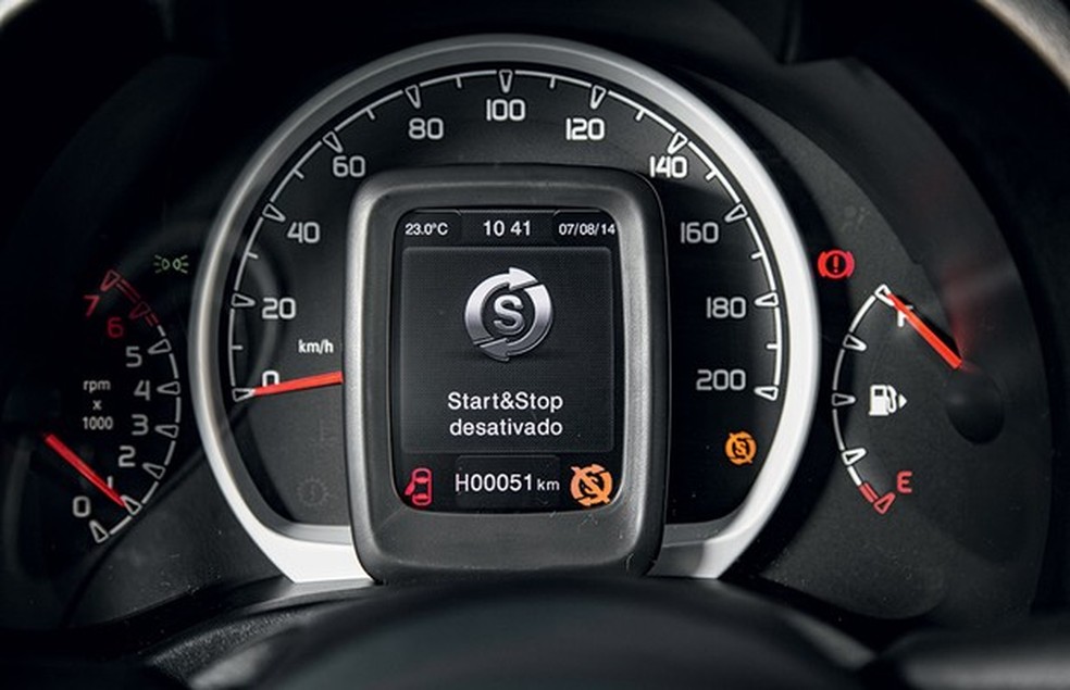 Fiat Uno 2015 (Foto: Fabio Aro) — Foto: Auto Esporte