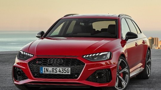 Audi começa as vendas dos facelifts da super perua RS 4 Avant e dos cupês TT RS e RS 5 Sportback