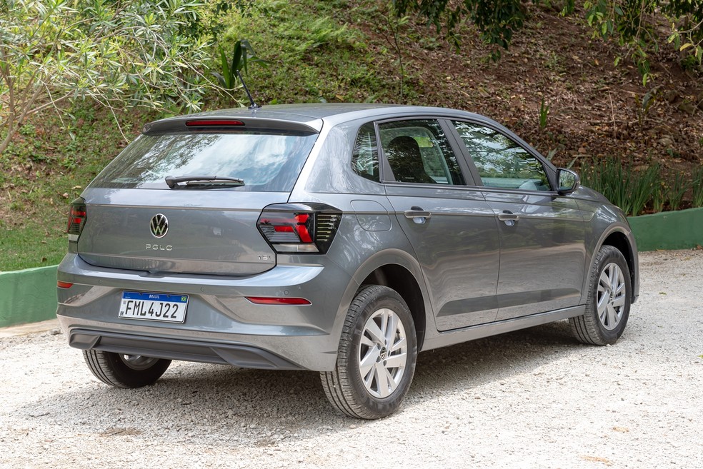 Novo Volkswagen Polo 2023 com câmbio manual — Foto: Divulgação 
