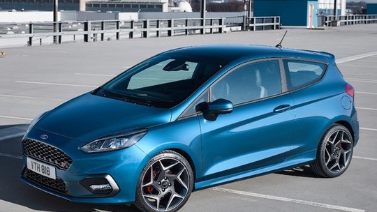 Ford revela novo Fiesta ST com motor 1.5 de 3 cilindros e 200 cv