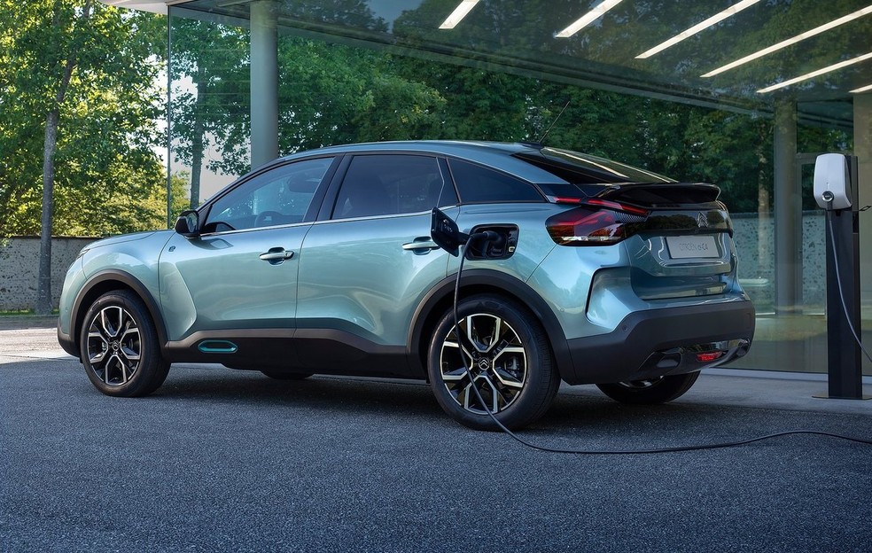 Citroën C4 — Foto: Divulgação/Citroën