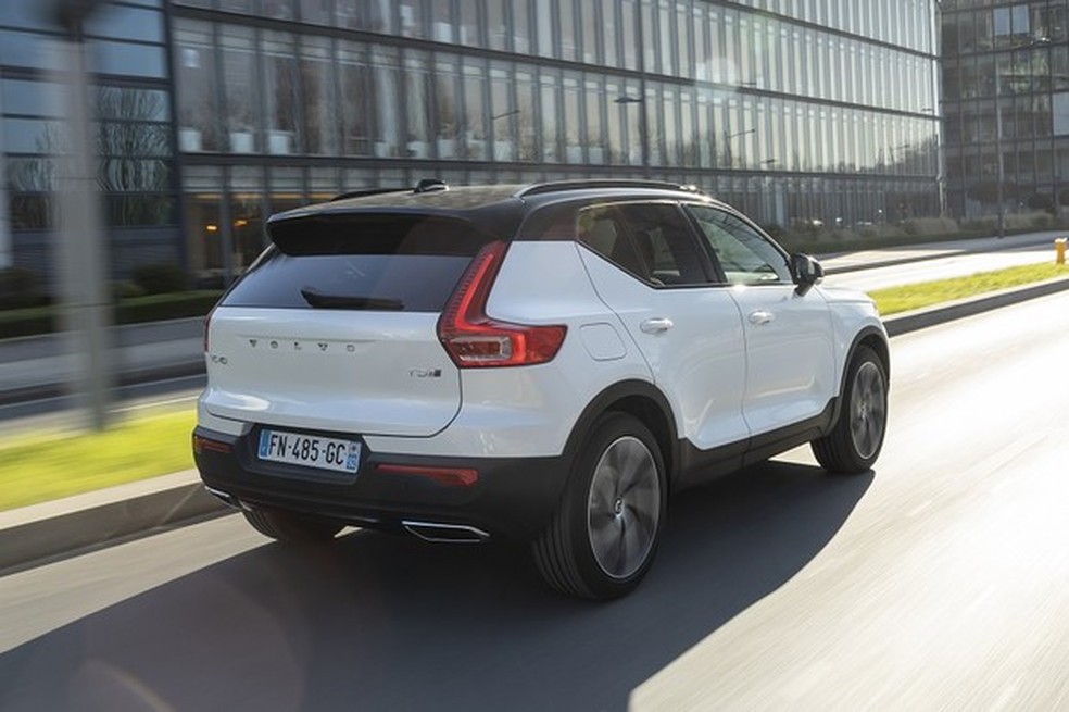SUV tem distância entre-eixos de Corolla (2,70 m) e pesa mais de 1.700 kg (Foto: Divulgação) — Foto: Auto Esporte