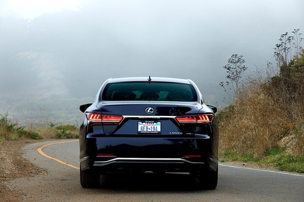 Lexus LS 500h (Foto: Divulgação) — Foto: Auto Esporte