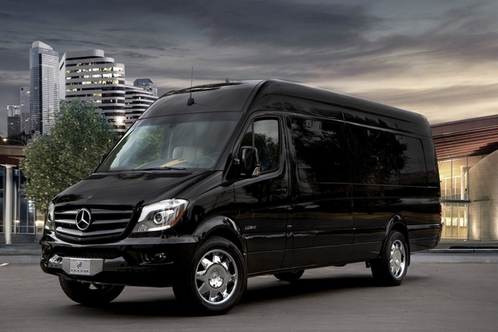 Mercedes-Benz Sprinter é o único modelo de van da lista — Foto: Divulgação