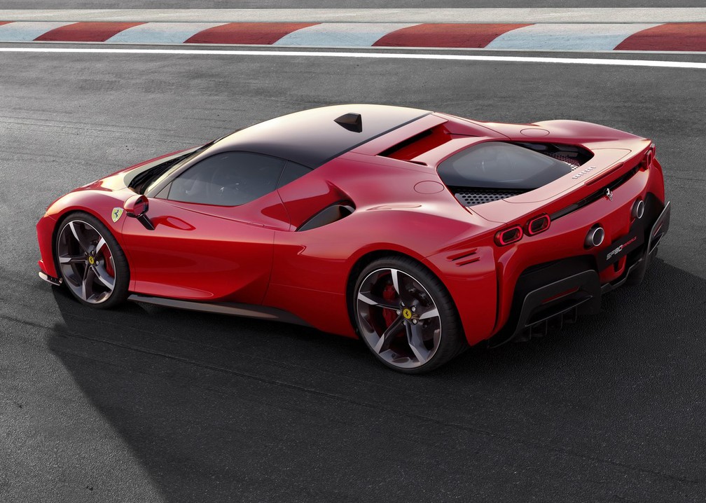 Ferrari SF90 Stradale — Foto: Divulgação/Ferrari