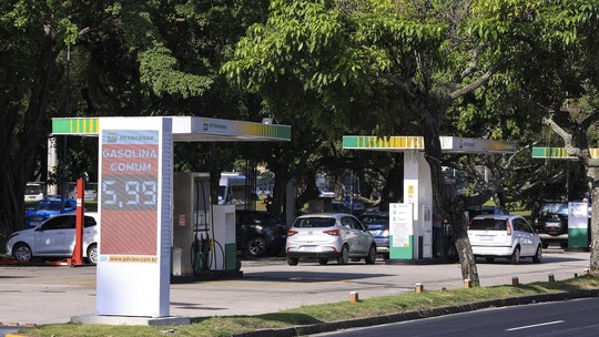Posto de combustível pode aumentar o preço da gasolina antes do prazo oficial?