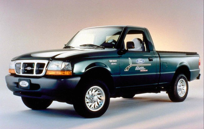 A Ford não admitiu ficar atrás e lançou a sua Ranger EV em 1998