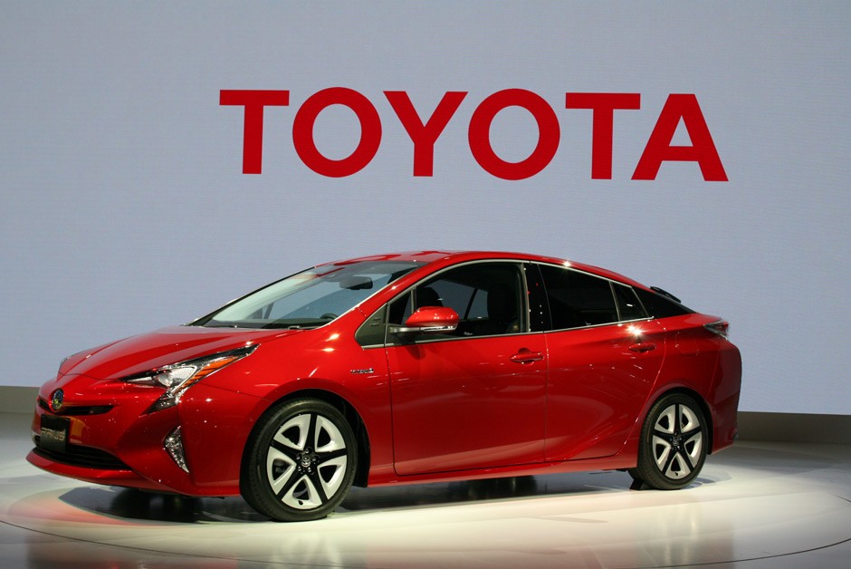 Nova geração do Toyota Prius é mostrada no Salão de Tóquio