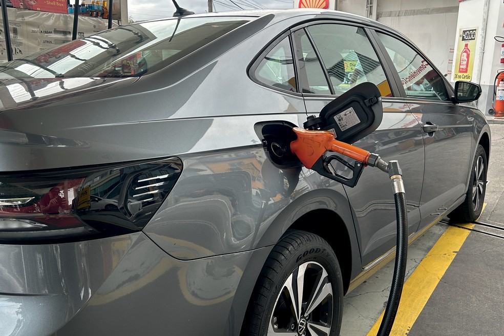 Essa imagem poderia ser menos frequente na vida de quem tem o Volkswagen Virtus — Foto: Demetrios Cardozo/Auto News Brasil