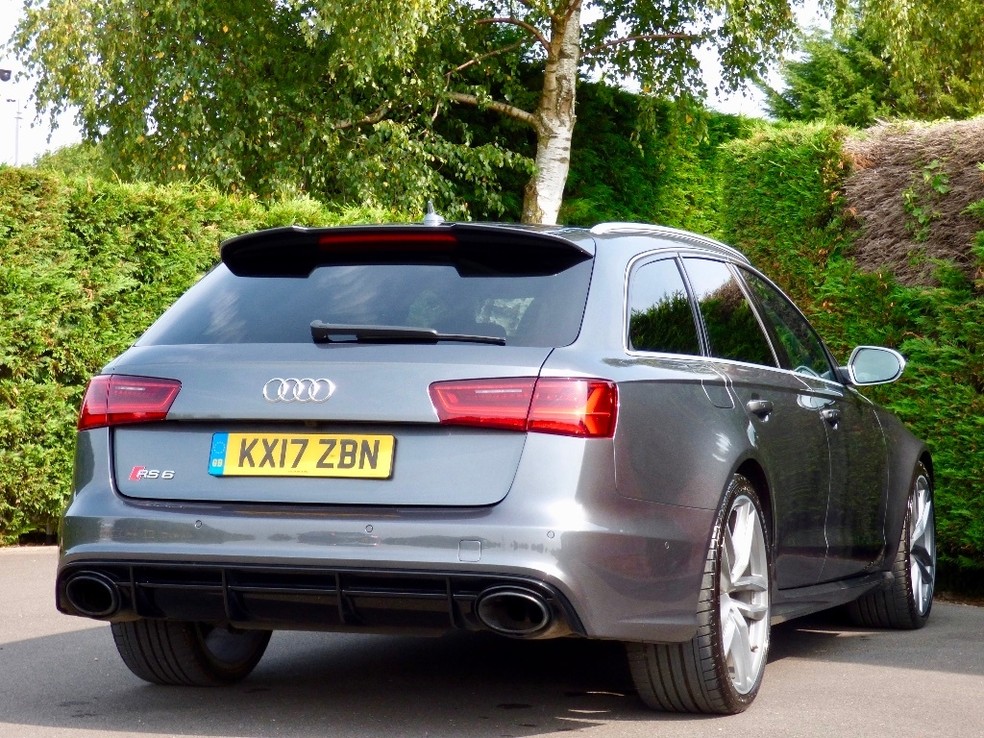 Audi RS 6 Avant usado pela realeza britânica foi vendido por R$ 352 mil — Foto: Reprodução/AutoTrader