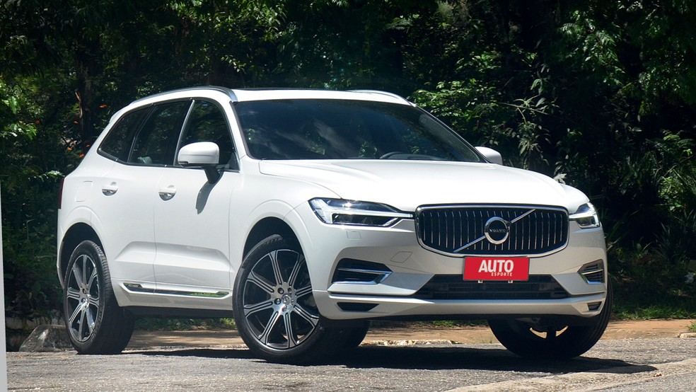 Volvo XC60 está em terceiro lugar entre os eletrificados mais vendidos do Brasil — Foto: André Schaun