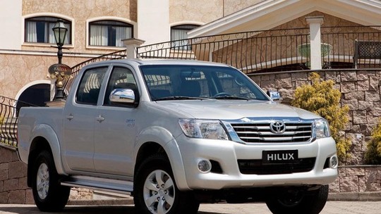 Prestes a mudar, Toyota Hilux é vendida com desconto nas lojas