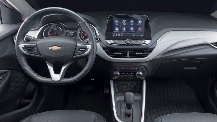 Chevrolet Onix - Para ter central multimídia, os interessados no Onix terão de escolher a versão LT Turbo, de R$ 108 mil