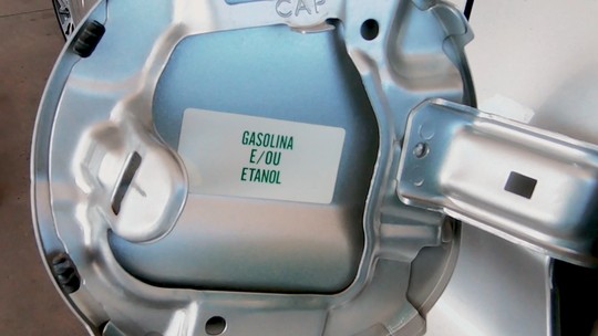 Posso abastecer meu carro flex com qualquer mistura de gasolina e etanol?