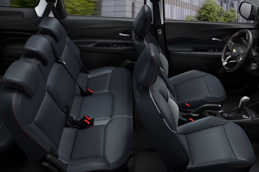 Com os sete assentos em uso, a Chevrolet Spin tem capacidade de 162 litros no porta-malas — Foto: Divulgação