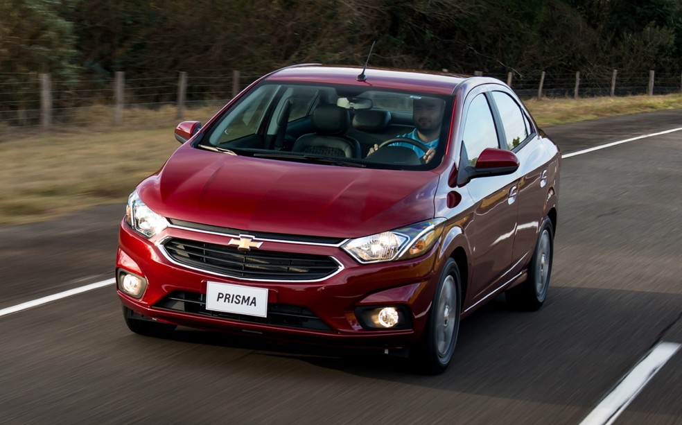 Chevrolet Prisma tem bom porta-malas e conjunto mecânico robusto — Foto: Divulgação