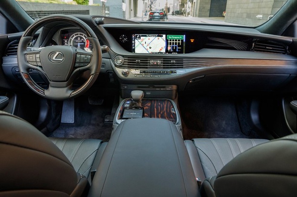 Lexus LS 500h (Foto: Divulgação) — Foto: Auto Esporte
