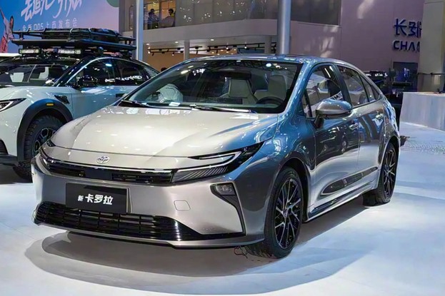 Novo Toyota Corolla 2026 - diagonal dianteira