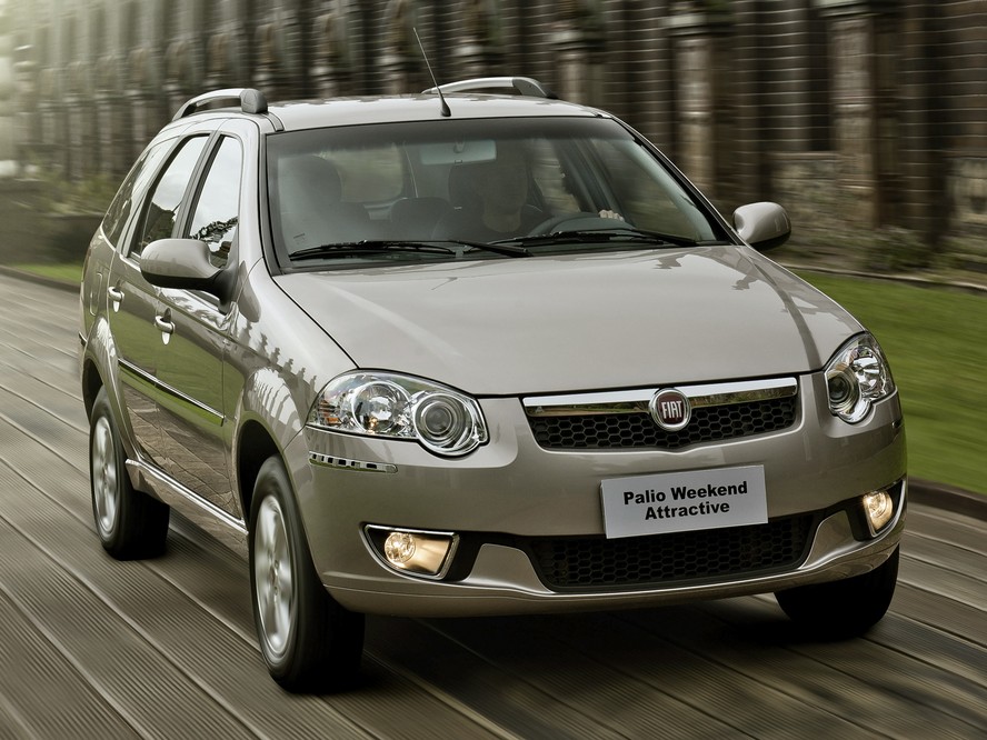 Fiat Palio Weekend Attractive 1.4 2019 Dianteira Movimento