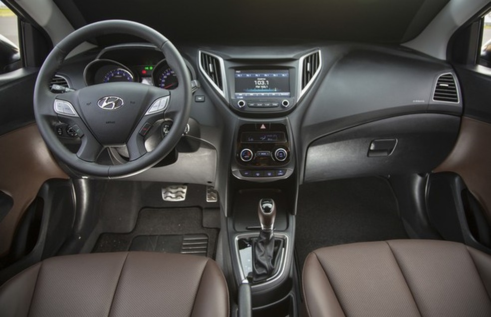 Interior do Hyundai HB20X 2016 (Foto: Fabio Aro / Auto News Brasil) — Foto: Auto Esporte