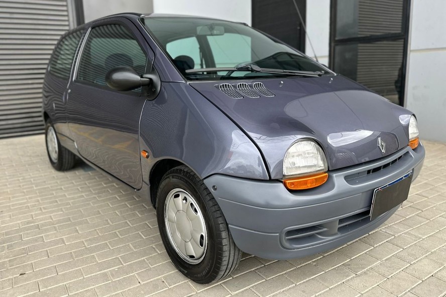 Renault Twingo é rival de brasileiros como o Volkswagen Gol, o Fiat Uno e o Ford Fiesta