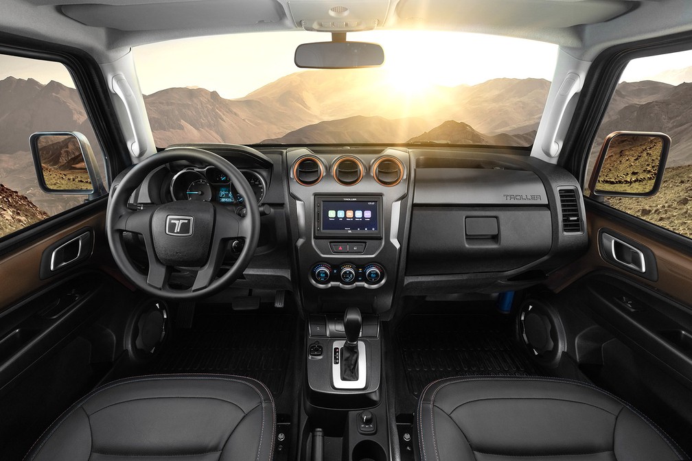 Interior do Troller TX4 — Foto: Divulgação/Troller