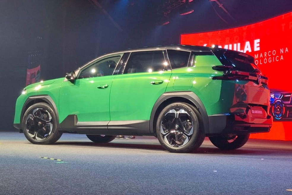 Citroën C5 Aircross tem a mesma plataforma do Peugeot 3008 — Foto: Karen Sousa/Auto News Brasil