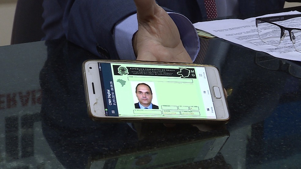 Habilitação terá opção digital — Foto: Reprodução/TV 3PWEB
