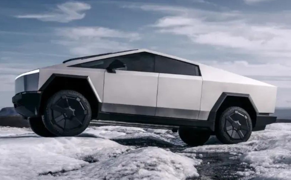 Tesla Cybetruck finalmente começou a ser entregue aos clientes — Foto: autoesporte