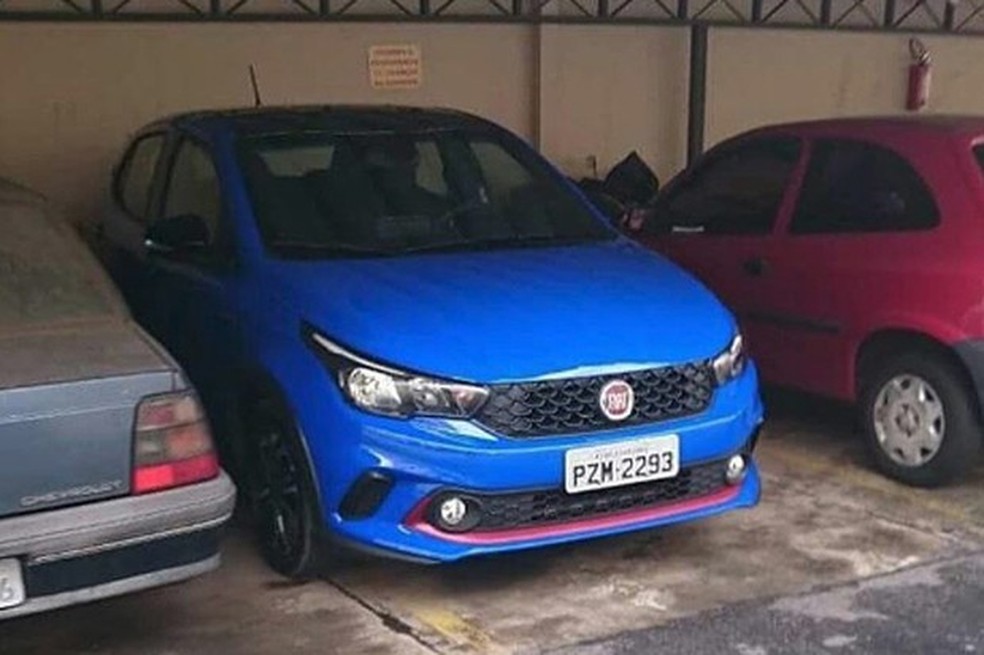 Fiat Argo é flagrado completamente sem camuflagem (Foto: Reprodução / Felipe Morales Cipriano) — Foto: Auto Esporte