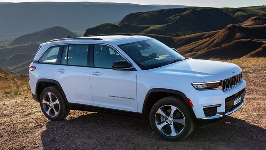 Jeep Grand Cherokee volta ao Brasil e faz quase 20 km/l para brigar com a Volvo
