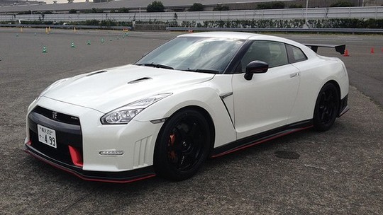 Aceleramos o Nissan GT-R Nismo