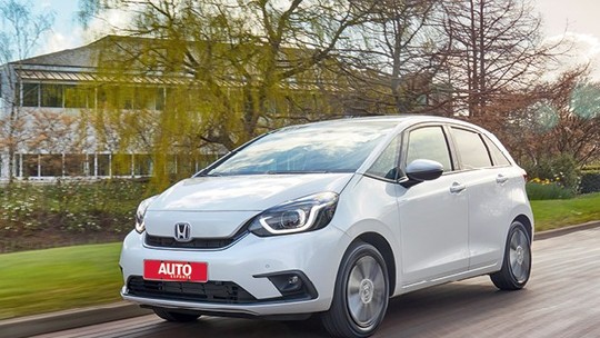 Teste: novo Honda Fit vai apavorar os hatches, espaço continua amplo e versão híbrida virá para o Brasil