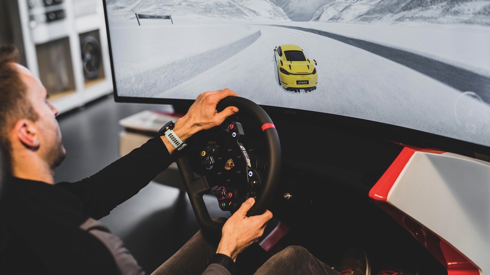 Porsche Virtual Roads permitirá que um número imenso de rotas possam ser acessadas por qualquer pessoa do mundo  — Foto: Divulgação