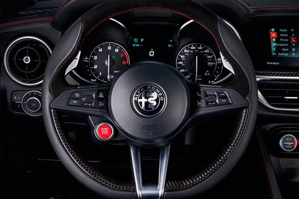 Alfa Romeo Stelvio (Foto: Divulgação) — Foto: Auto Esporte