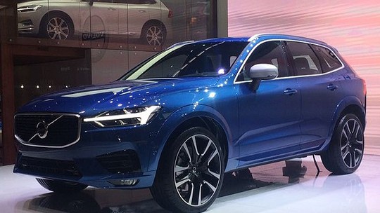 Volvo XC60 renovado desembarca no Brasil no segundo semestre