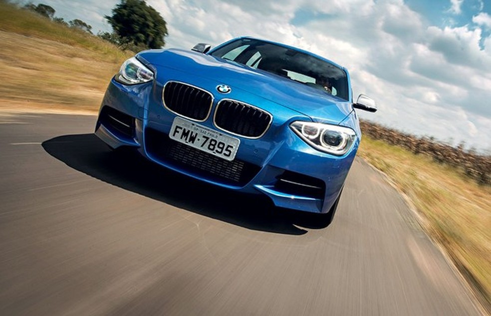 BMW M135i (Foto: Fabio Aro / Auto News Brasil) — Foto: Auto Esporte