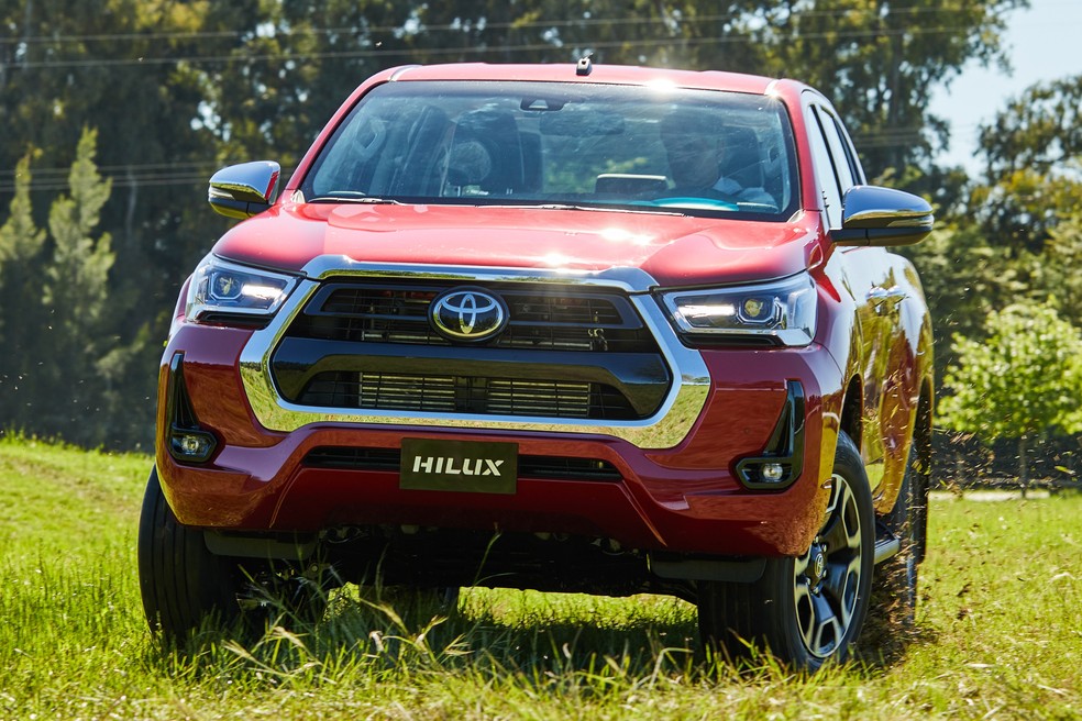 Toyota Hilux SRX perde em termos de desempenho para as principais rivais  — Foto: Divulgação