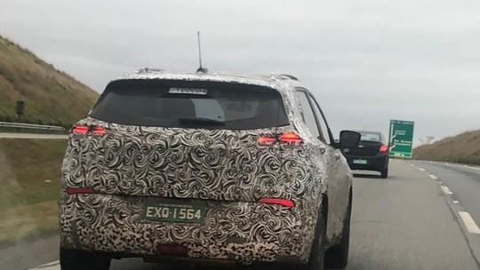 Novo Chevrolet Tracker roda camuflado no Brasil, mas só chega em 2020