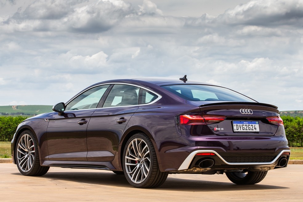 Audi RS 5 Sportback passou por uma leve atualização de estilo — Foto: Divulgação
