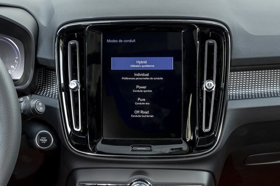 Os modos de condução são selecionados pela central multimídia (Foto: Divulgação) — Foto: Auto Esporte