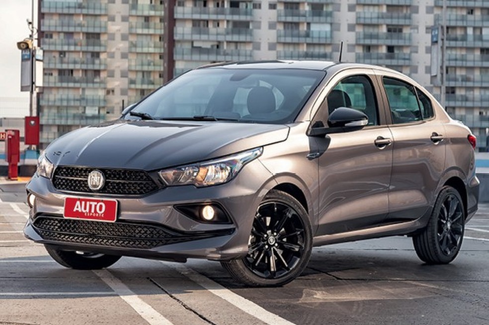 O Cronos em breve terá nova grade e receberá uma inédita versão automática (Foto: Leo Sposito) — Foto: Auto Esporte