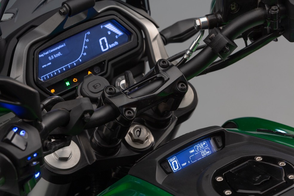 Bajaj 400 Dominar — Foto: Divulgação