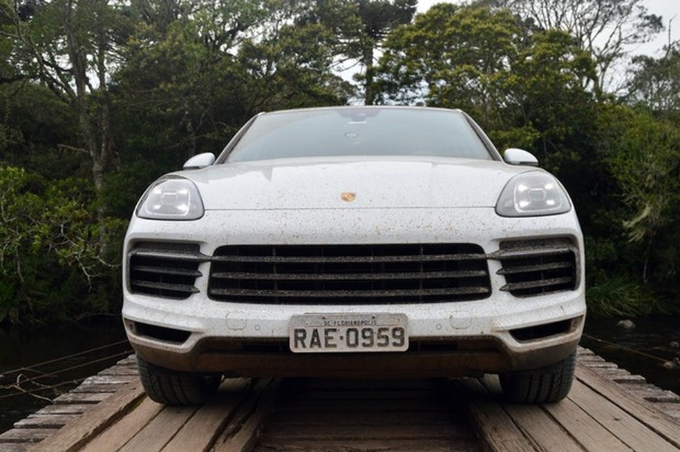 Dianteira é igual ao modelo do SUV convencional (Foto: André Schaun/Auto News Brasil) — Foto: Auto Esporte