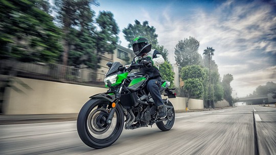 Kawasaki Z400 e Z650 mudam pouco e ficam mais caras na linha 2022 Kawasaki Z400 e Z650 mudam pouco e ficam mais caras na linha 2022